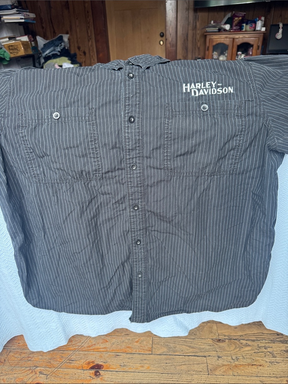 Harley-Davidson Black Pinstripe Short Sleeve Button-Down Shirt with White Logo - Picture 1 of 6